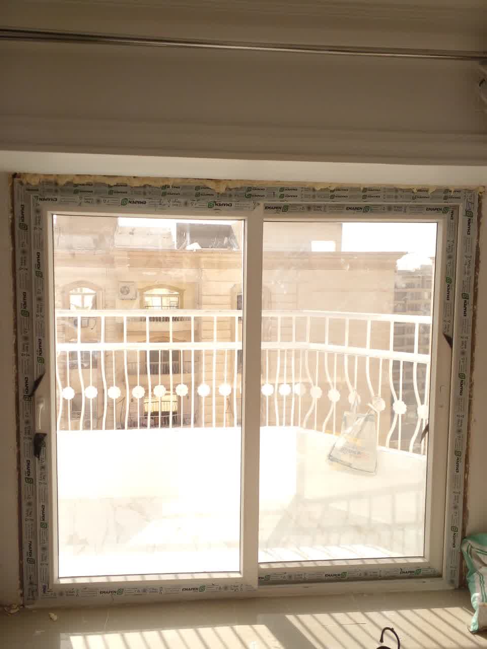 باب شرفة جرار عريض ، قطاع إيمابن يو بي في سي