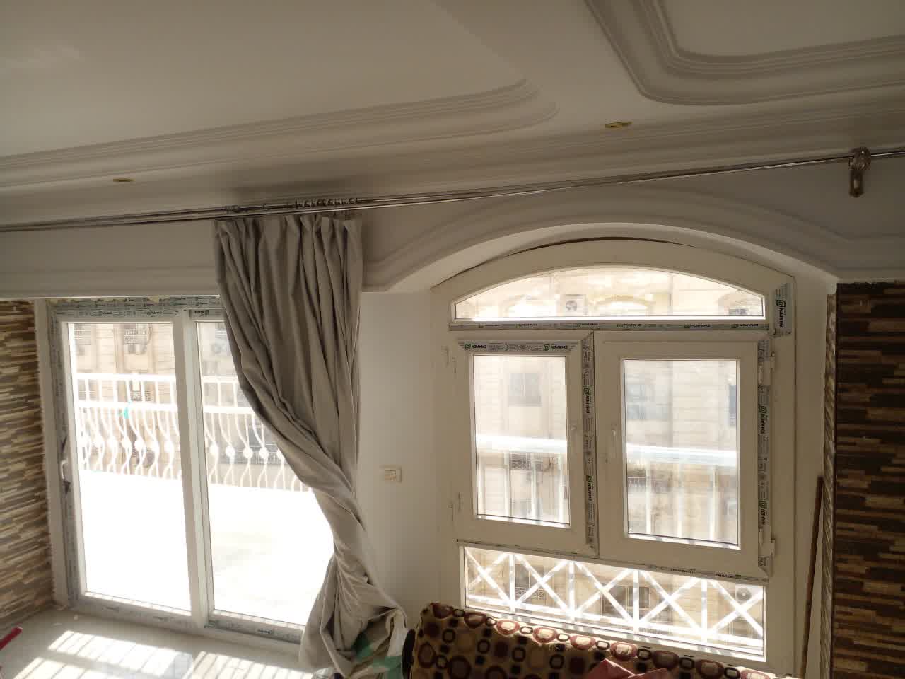 باب يو بي في سي جرار و شباك مفصلي